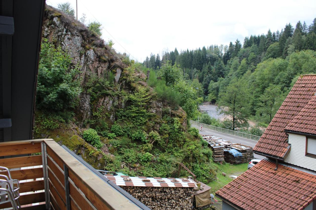 Ferienhaus Rauhfelsen バイアースブロン エクステリア 写真
