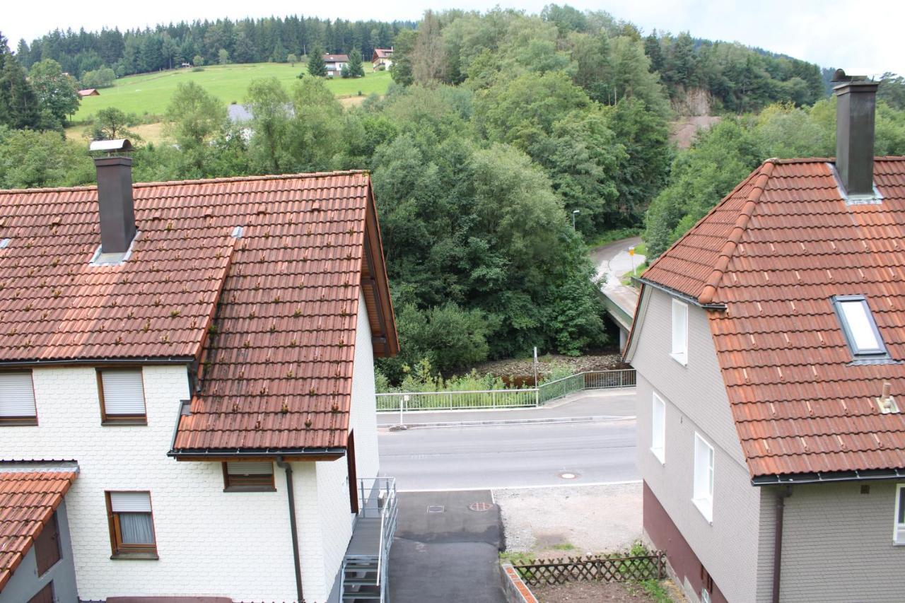 Ferienhaus Rauhfelsen バイアースブロン エクステリア 写真